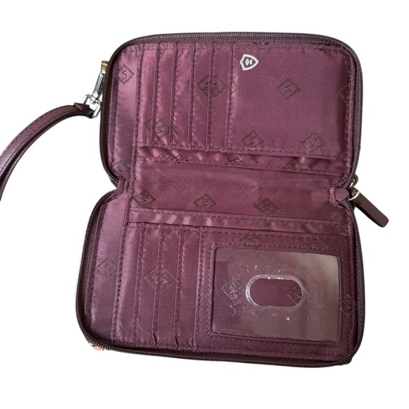 VERA BRADLEY Heirloom Paisley RFID Wallet Wristlet Strap Fall Autumn Quilted - Picture 3 of 13